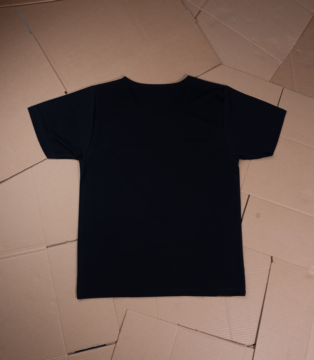 អាវយឺតខ្មៅអត់ក